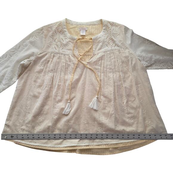 Boho Peasant Cottagecore Embroidered Eyelet Tassel Top - M - Picture 10 of 12